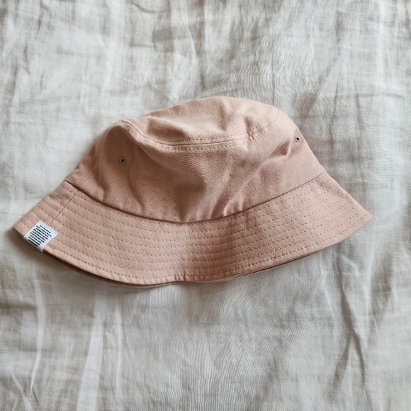 Accessories - Pink Bucket Hat